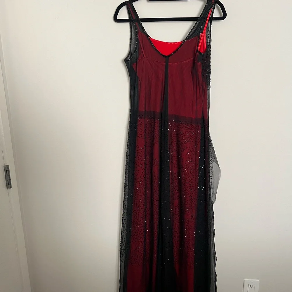 Sue Wong Beaded Red Black Mesh Gown Size 12 - Picture 4 of 12